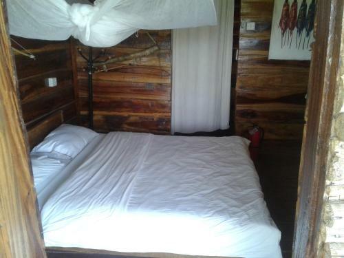 Lodge Ikoma Safari Camp