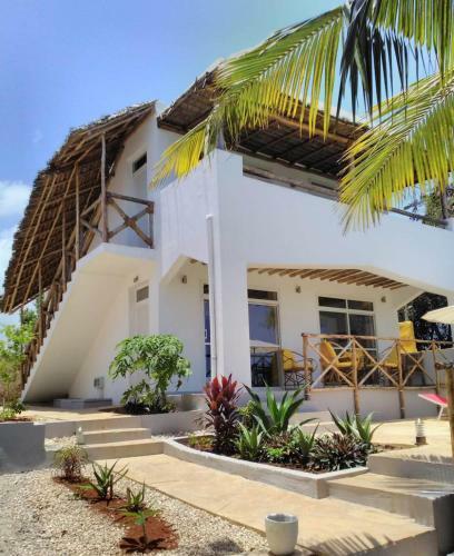 Maisha Marefu Apartments