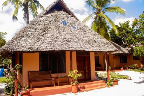 Afro Beach Bungalows Mafia