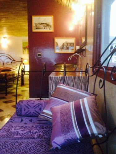 Hotel Maison Couleur Passion