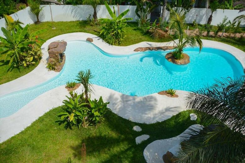 Oasis Club