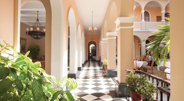 Hotel Los Portales Piura