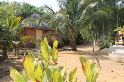 Hotel Lampsar Lodge
