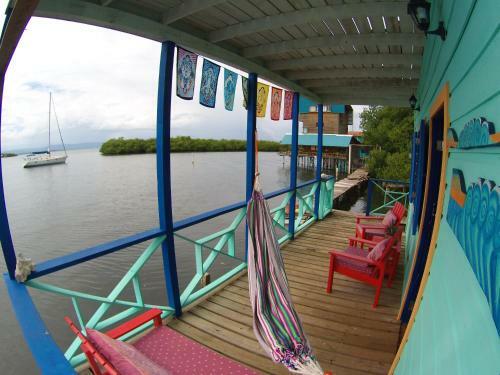 Bed & Breakfast Maroa Beach House