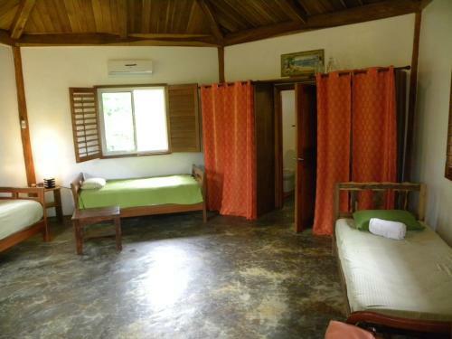 Bed & Breakfast Paradise Waits Hotel