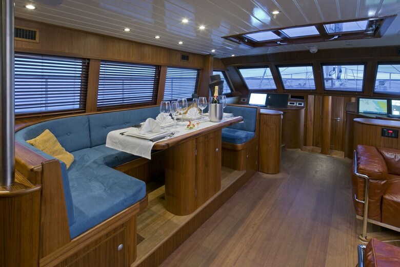 Domicil Yacht Hotel