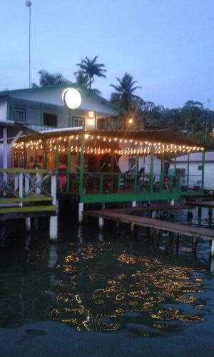 Albergue Hostal Green Coast