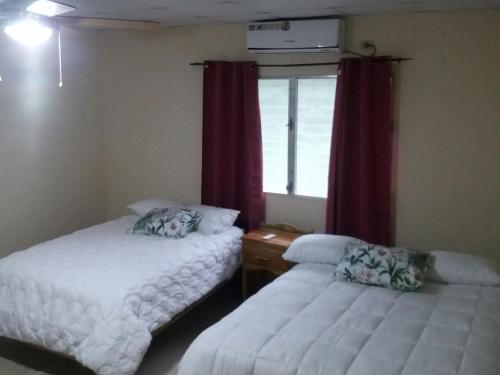 Albergue Hostal Los Laureles