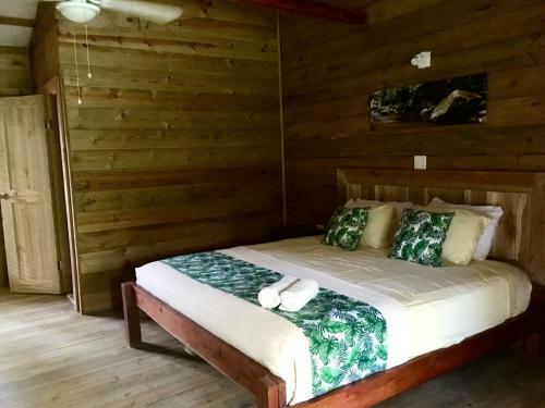 Hotel Seahaven At Bluff Bed And Breakfast