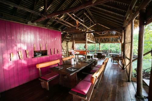 Hotel Urraca Private Island