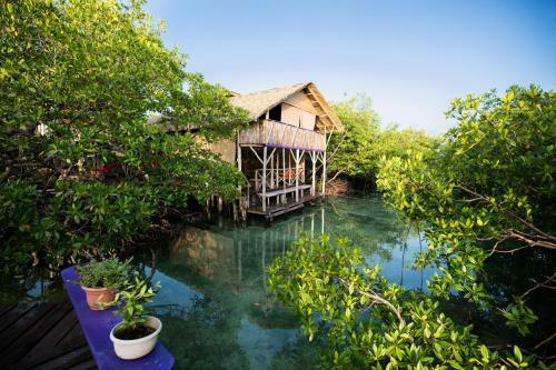 Hotel Urraca Private Island