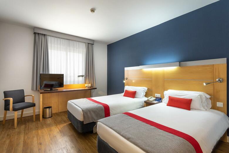 Holiday Inn Express Lisbon - Oeiras, An Ihg Hotel