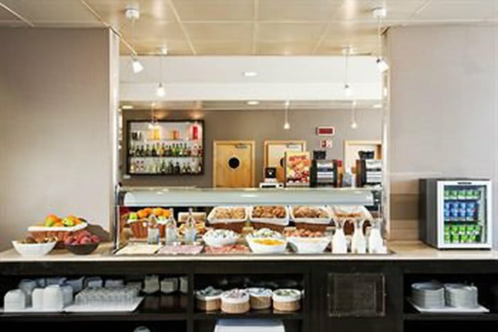 Holiday Inn Express Lisbon - Oeiras, An Ihg Hotel