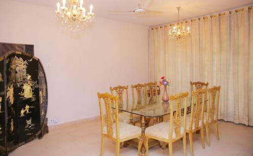 Hotel Shawnze House