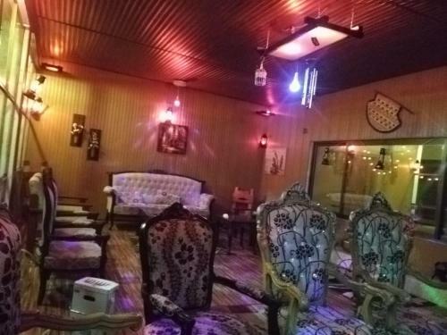 Hotel H.a.h Lodges