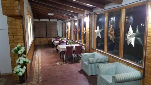 Pine Top Hotel Murree