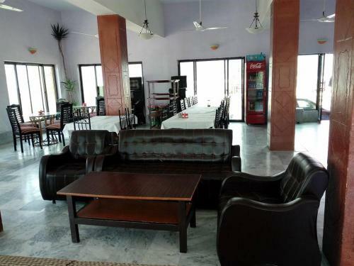 Pir Sohawa Hotel