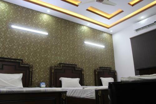 Hostal Patel Residency Guest House 2