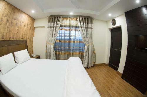 Karakuram Hotel