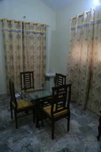 Hostal Stdc Tourist Huts Manchar