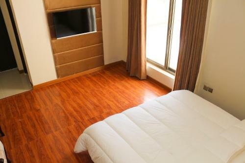 Hotel Shelton Rezidor Swat