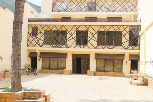 Hotel Shelton Rezidor Swat