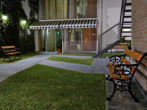 Nuna Ayni Apartments