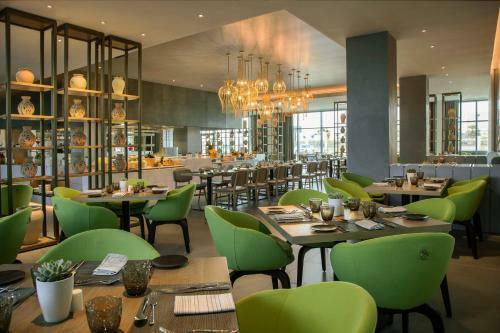 Hotel Sundus Rotana