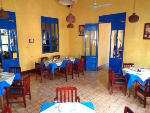 Hotel Los Arcos
