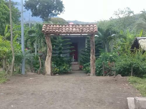Albergue La Sabana Cheap House