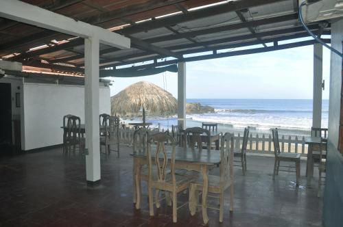 Playa Roca Hotel