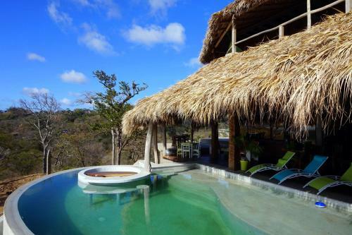 Albergue Hush Maderas