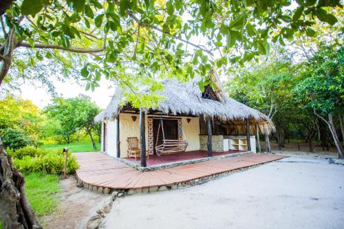 Hotel Punta Teonoste