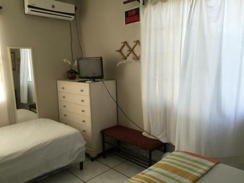 Hostal Big Fish Guest House