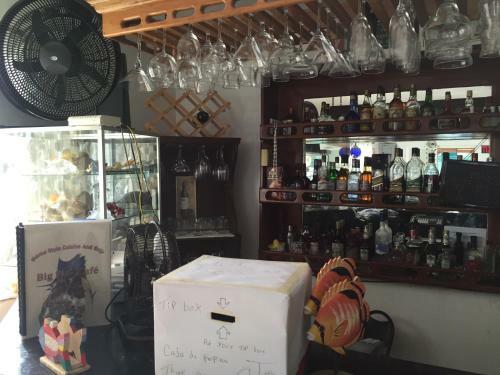 Hostal Big Fish Guest House