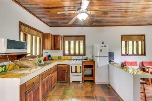 Redonda Bay Cozy Casita