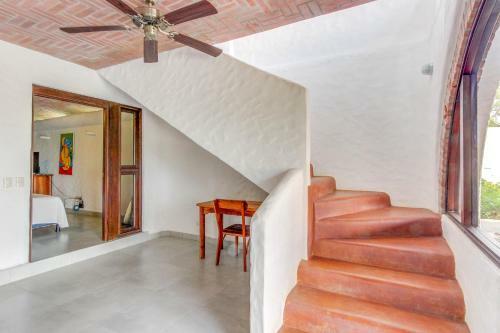 Pelican Eyes: Villa Coral II
