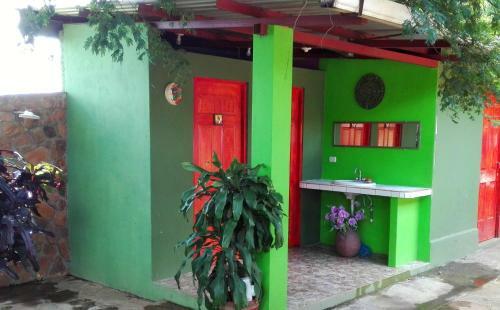 La Casita Azul De Lourdes