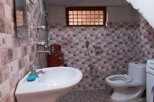 Hostal Ram Home Stay