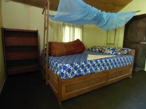 Hotel Bardia Kingfisher Resort