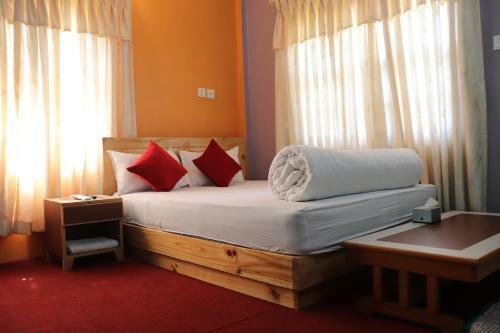 Hotel Young's Stupa