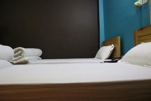 Hotel Young's Stupa