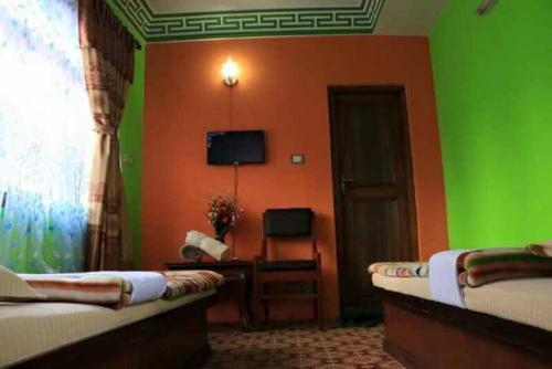 Hostal Pema Guest House