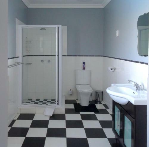 Hostal 1932 House Bed And Breakfast
