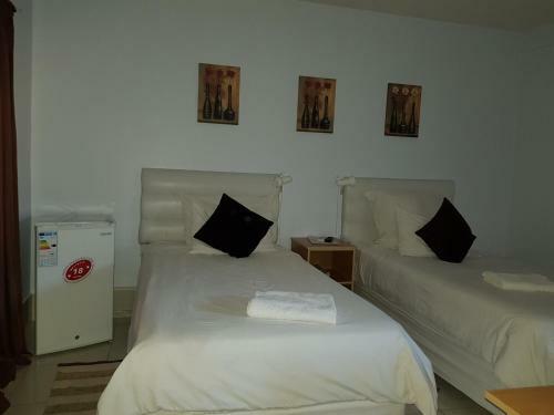 Rocha's Hotel