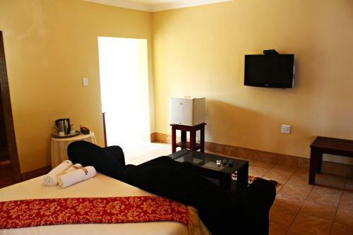Hostal Mango Guest House