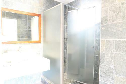 Hostal Mango Guest House