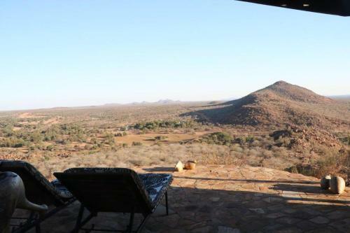 Moringa Safaris Kub Mus