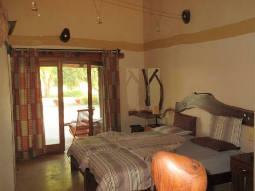 Hostal Camp Mara
