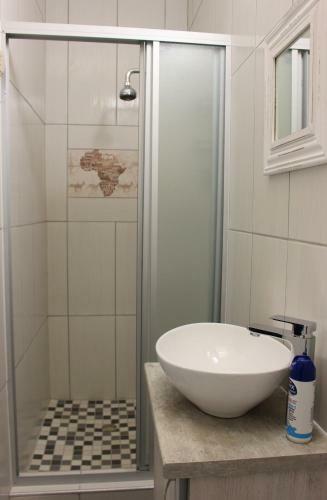 Hostal Tranquility Guest House